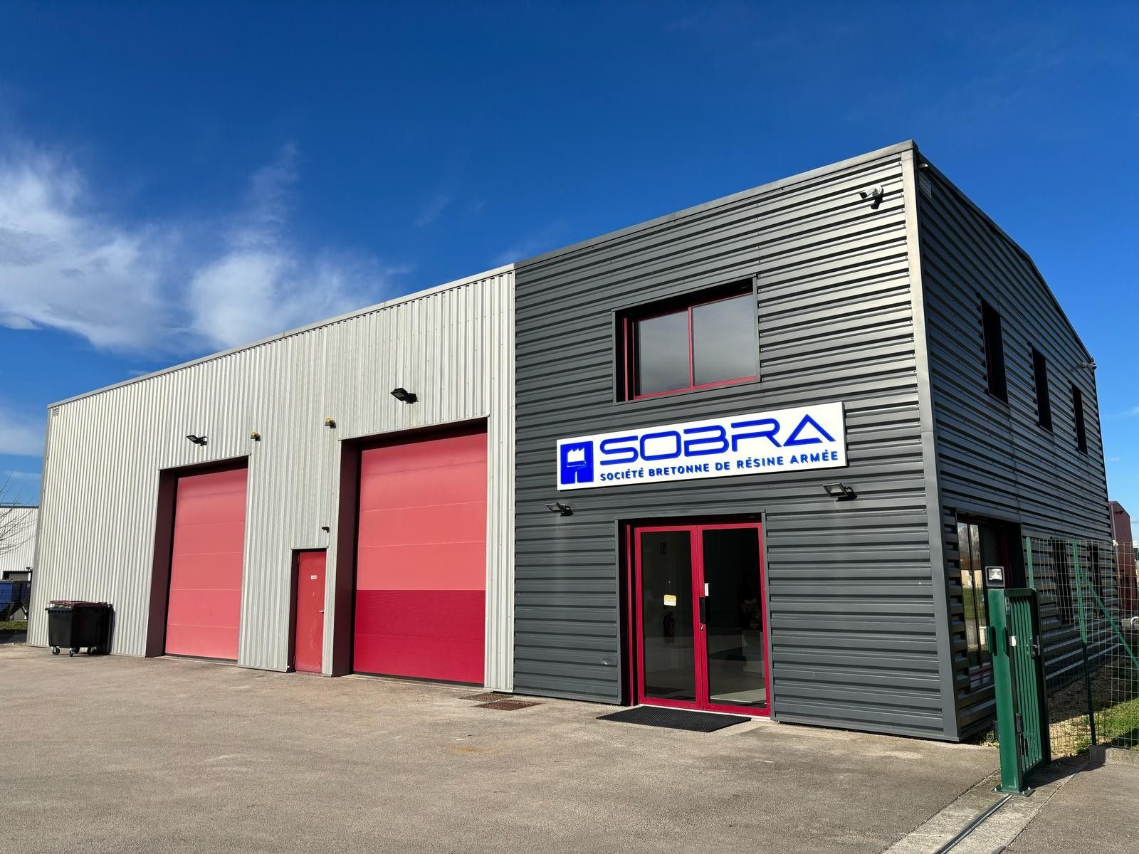 Nouveau siege Sobra : 73 Rue Roland Garros - 01540 VONNAS